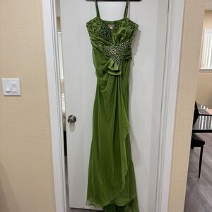 Mnm Couture 5467 Green Beaded Gown Dress Maxi Size 10 $1100